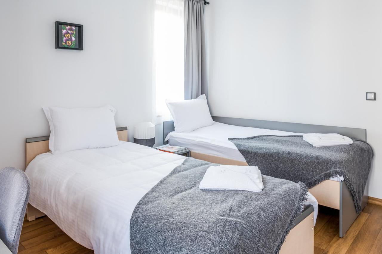 City View Apartment With 2 Bedrooms And Free Garage Blagoevgrad Ngoại thất bức ảnh