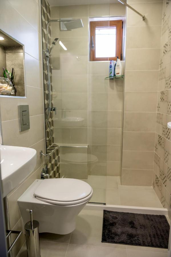 City View Apartment With 2 Bedrooms And Free Garage Blagoevgrad Ngoại thất bức ảnh